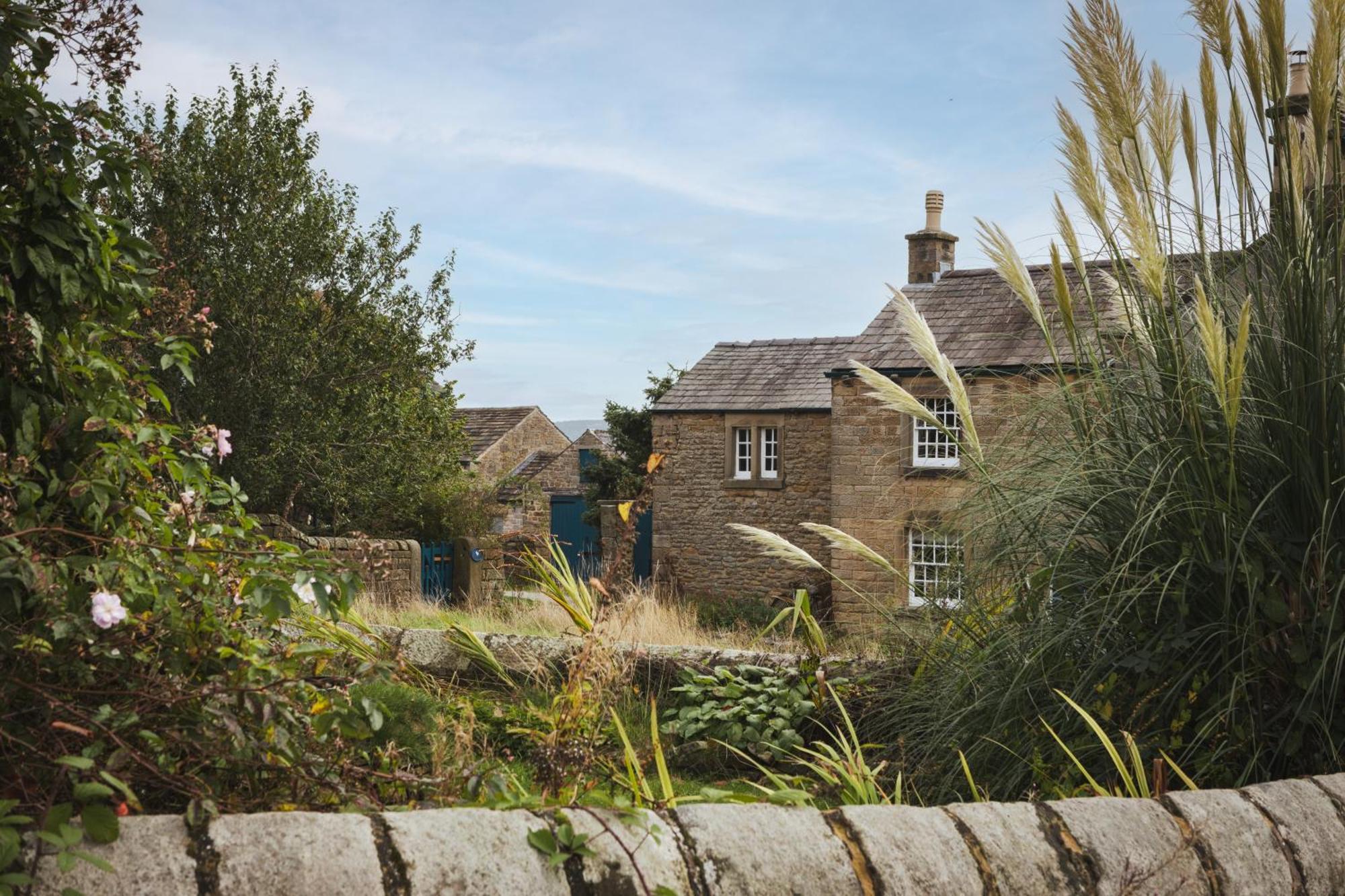 The Pilsley Inn - Chatsworth บาสโลว์ ภายนอก รูปภาพ