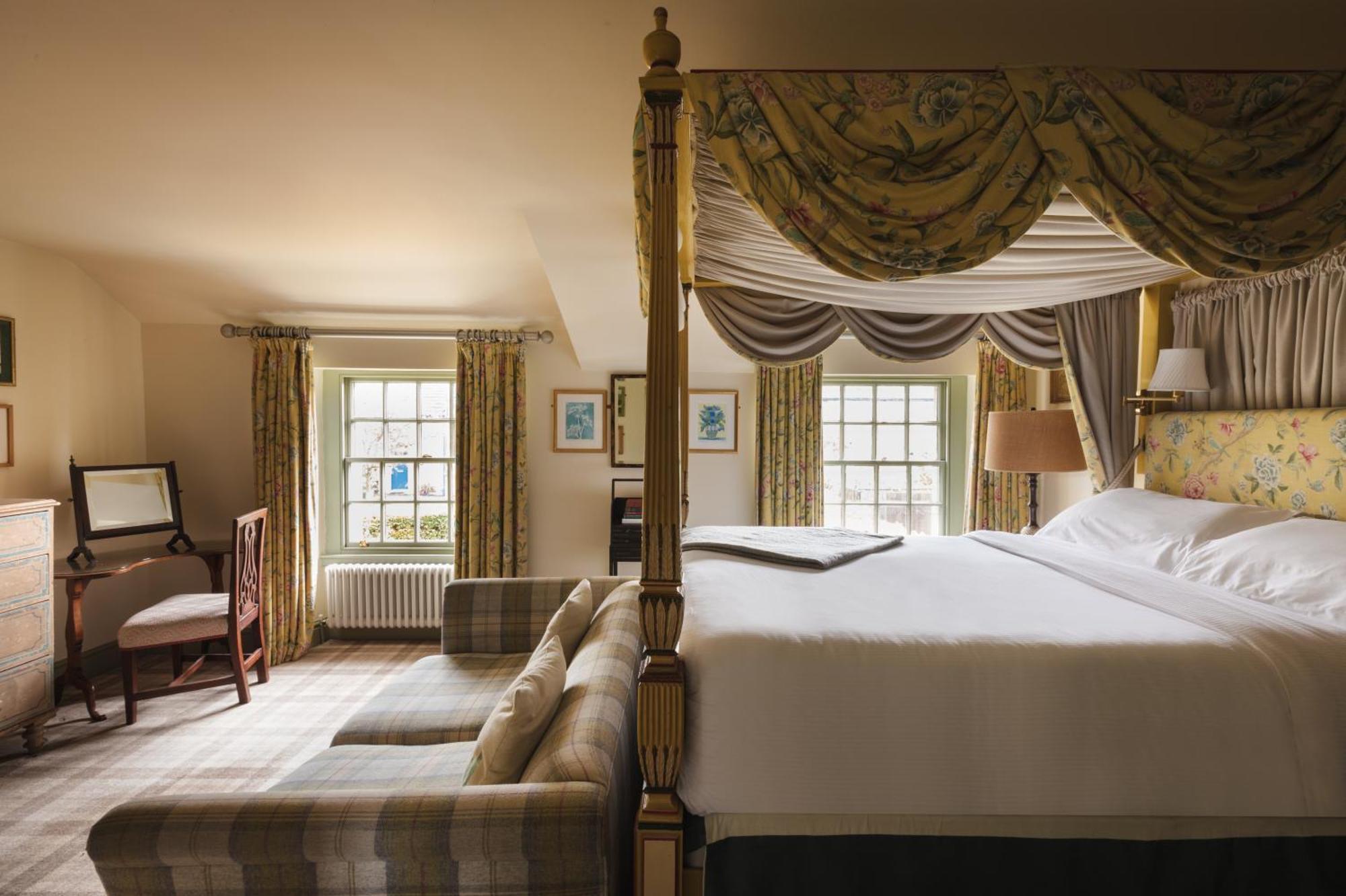 The Pilsley Inn - Chatsworth บาสโลว์ ภายนอก รูปภาพ