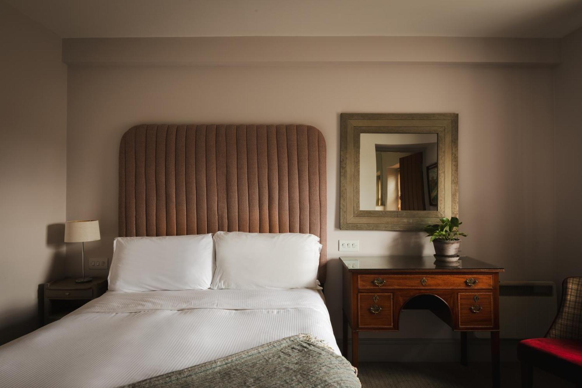 The Pilsley Inn - Chatsworth บาสโลว์ ภายนอก รูปภาพ