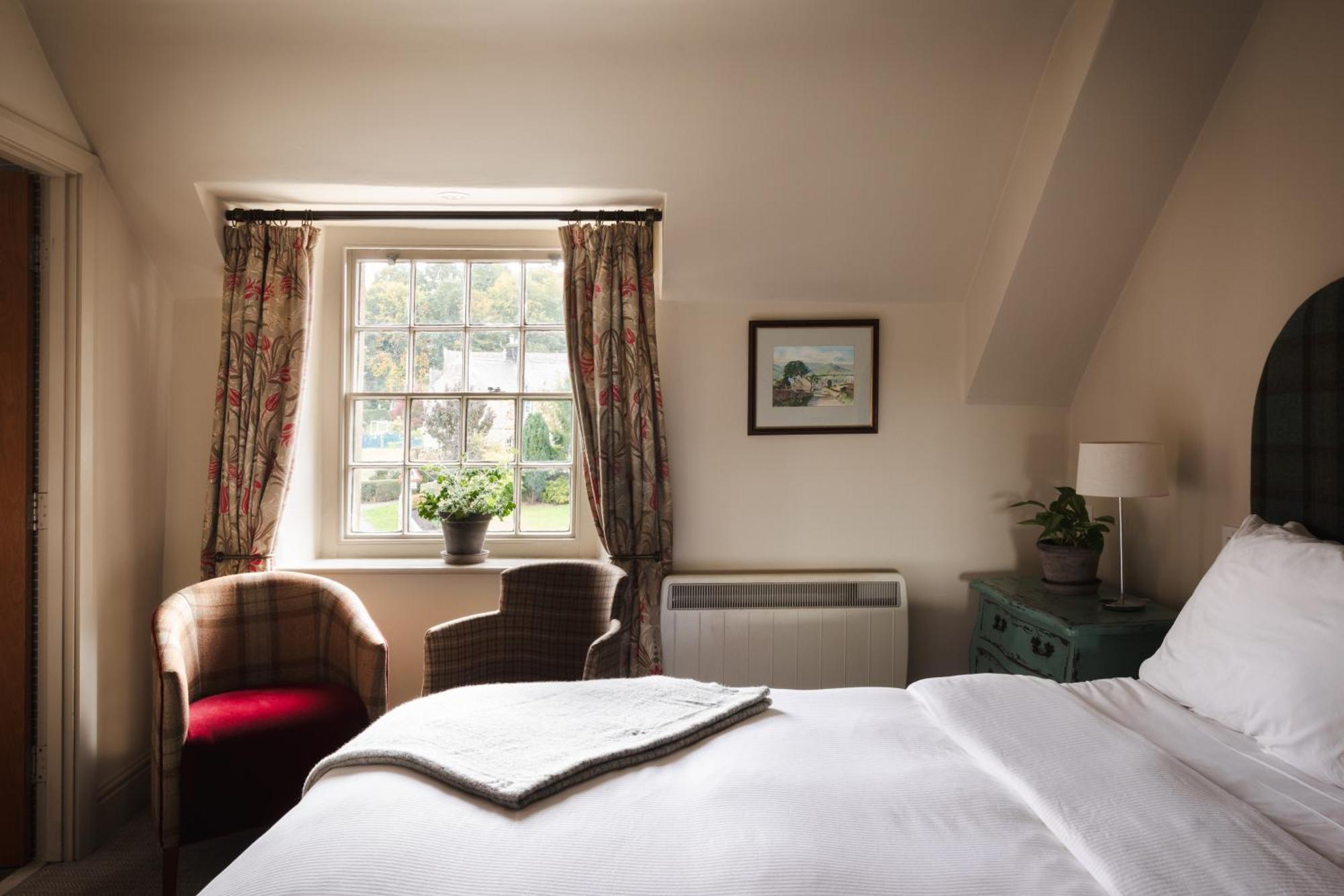 The Pilsley Inn - Chatsworth บาสโลว์ ภายนอก รูปภาพ